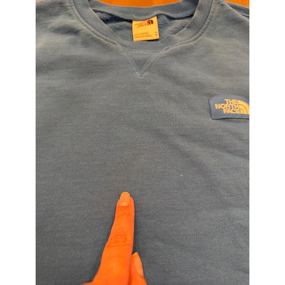 The North‎ Face Mens Blue Crewneck Sweatshirt Fleece Pullover Logo Patch Size M